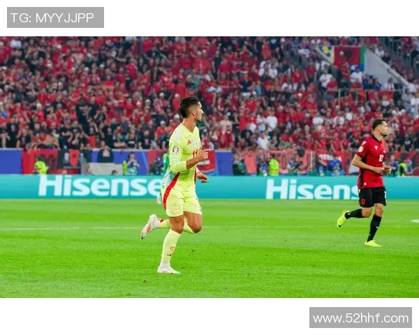 足球明星精彩挑战进球瞬间视频集锦尽享激情与技巧的完美结合