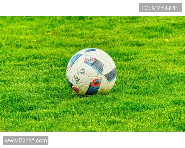 拼接足球明星壁纸图片打造你的专属运动空间与激情时刻